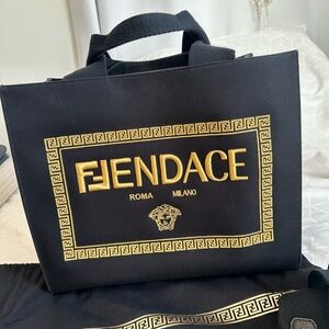 Fendace Tote